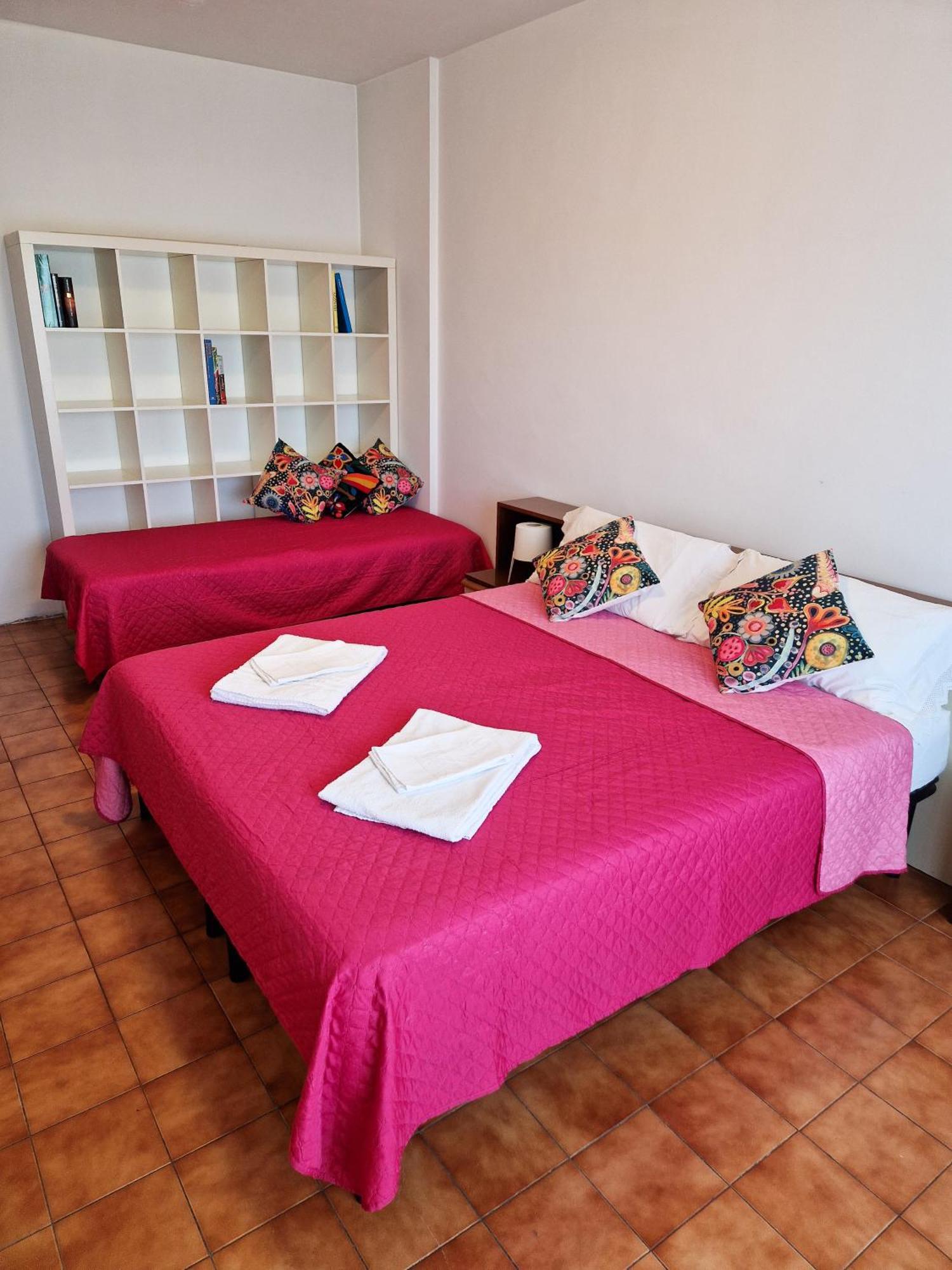 Domus Divi - Eur Torrino Apartment โรม ภายนอก รูปภาพ