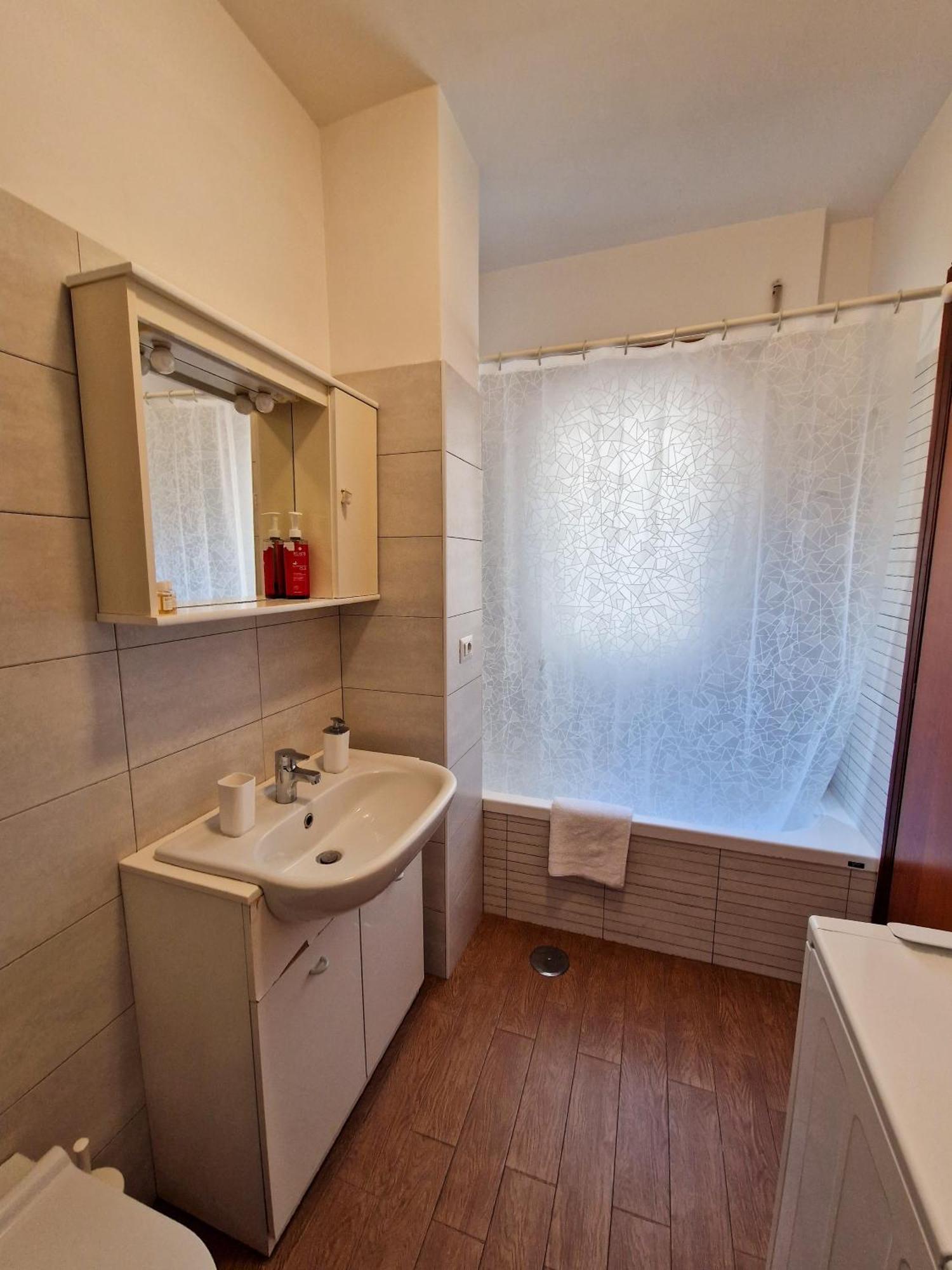 Domus Divi - Eur Torrino Apartment โรม ภายนอก รูปภาพ